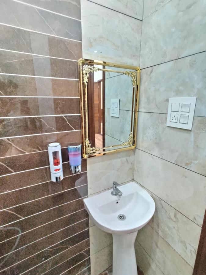 Guntas Residency Otel Amritsar Dış mekan fotoğraf