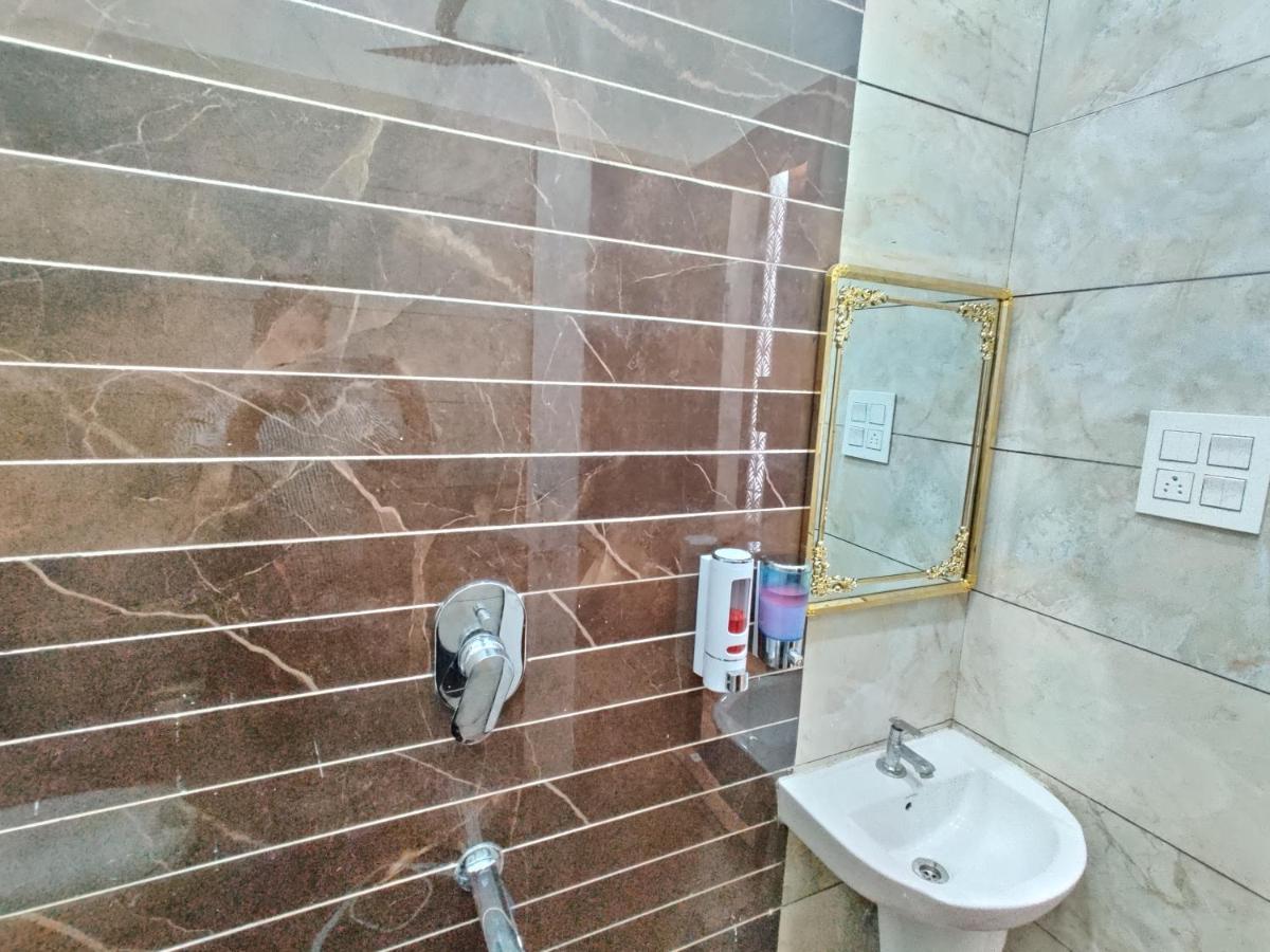 Guntas Residency Otel Amritsar Dış mekan fotoğraf