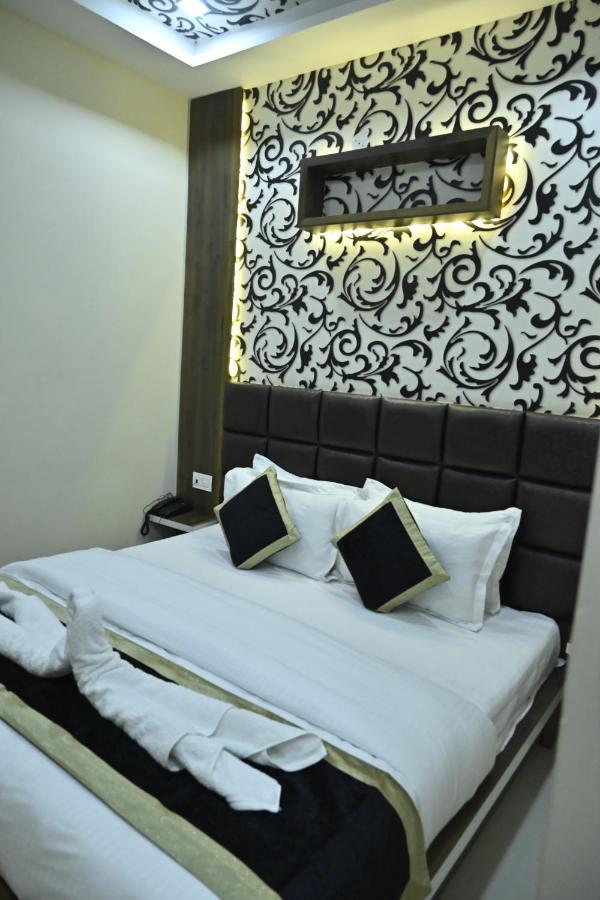 Guntas Residency Otel Amritsar Dış mekan fotoğraf