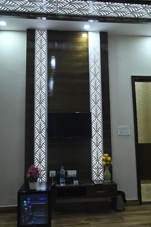 Guntas Residency Otel Amritsar Dış mekan fotoğraf
