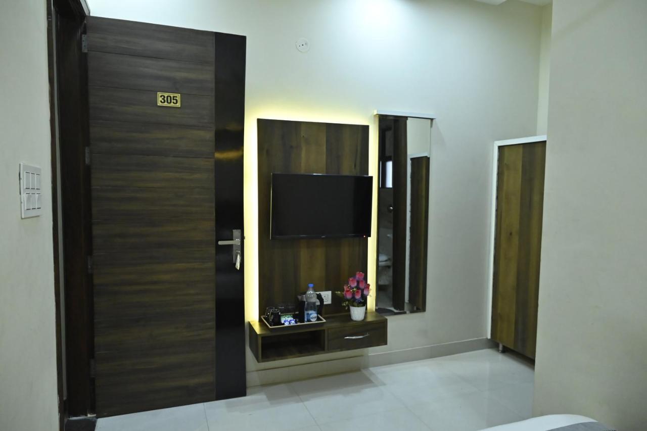 Guntas Residency Otel Amritsar Dış mekan fotoğraf