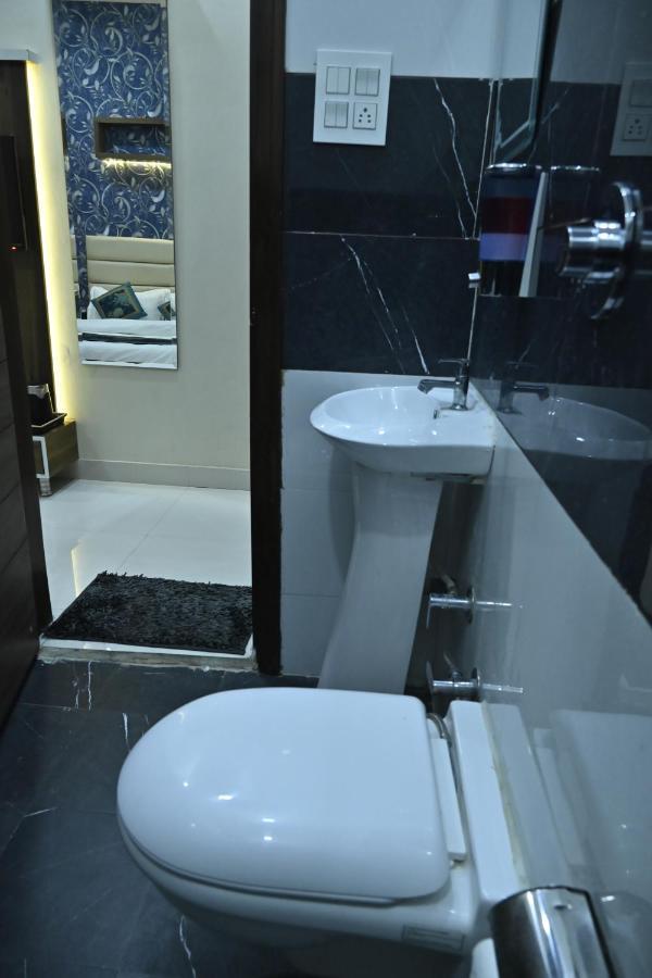 Guntas Residency Otel Amritsar Dış mekan fotoğraf