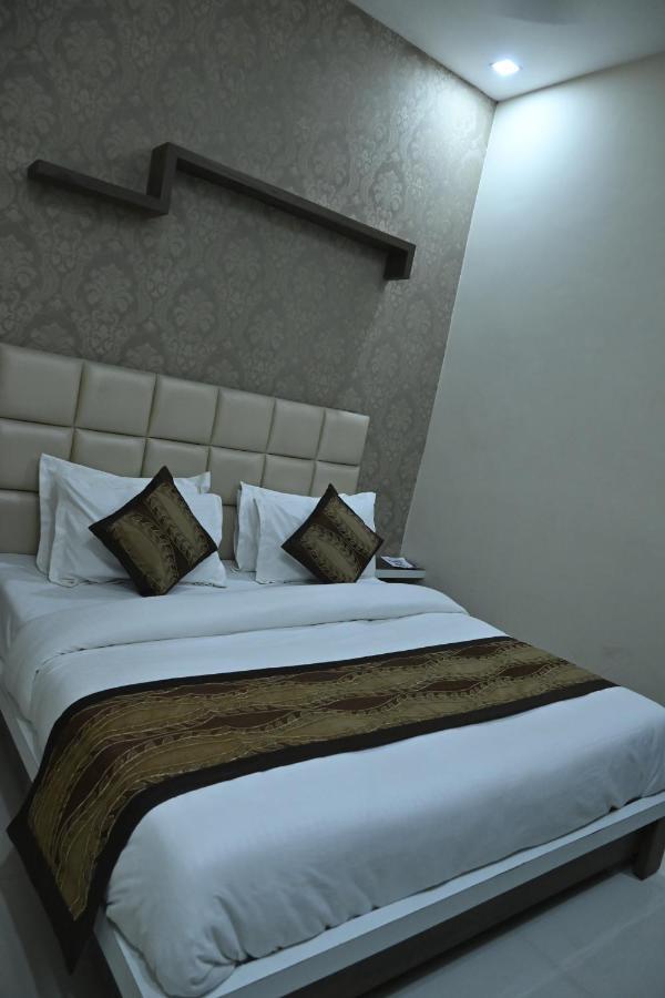 Guntas Residency Otel Amritsar Dış mekan fotoğraf
